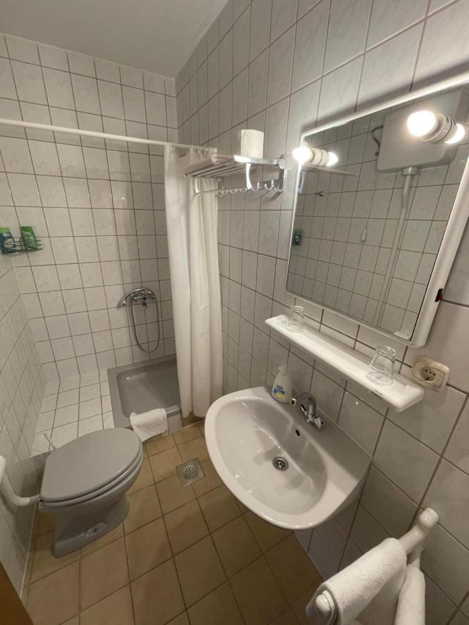Hard Rock Rooms For Two ลิฟโน ภายนอก รูปภาพ