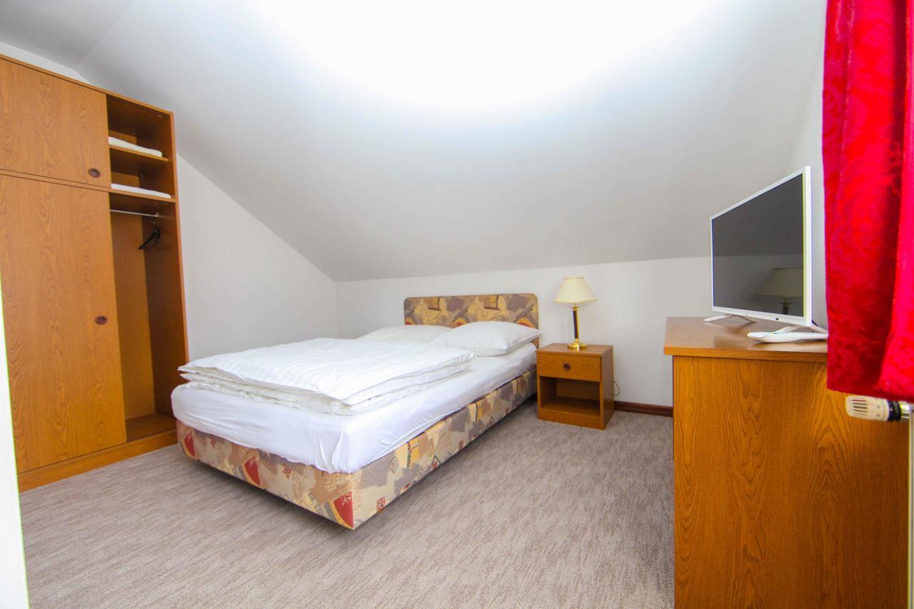 Hard Rock Rooms For Two ลิฟโน ภายนอก รูปภาพ